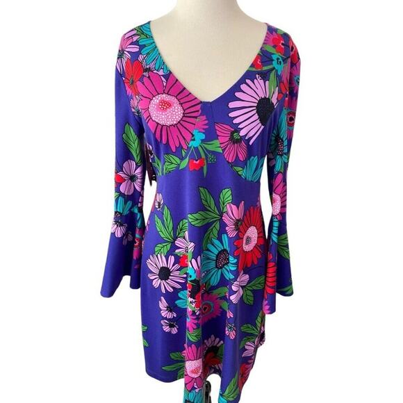 8 Trina Turk Floral 70's Style Dress Tenderness Bell Sleeve Shift Dress - Picture 1 of 11